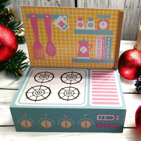 Wood Kitchen Box with Felt Cinnabon Set - Kitchen Box Opens to Store Items - Picture 6 of 7